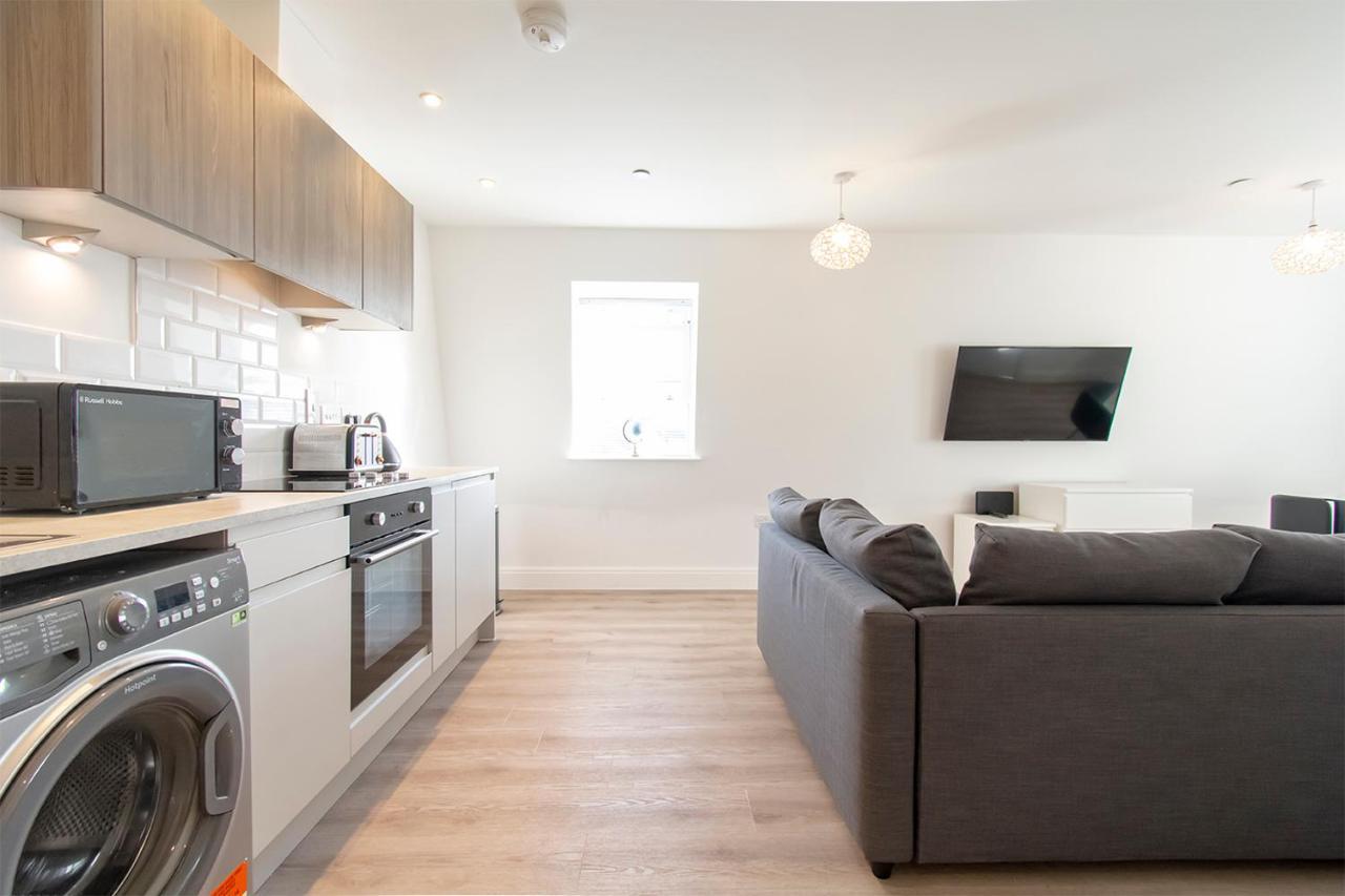 Modern 1 Bed Flat 2 Mins Walk From Restaurants Bars Clubs & Beach! Wow! Lägenhet Bournemouth Exteriör bild