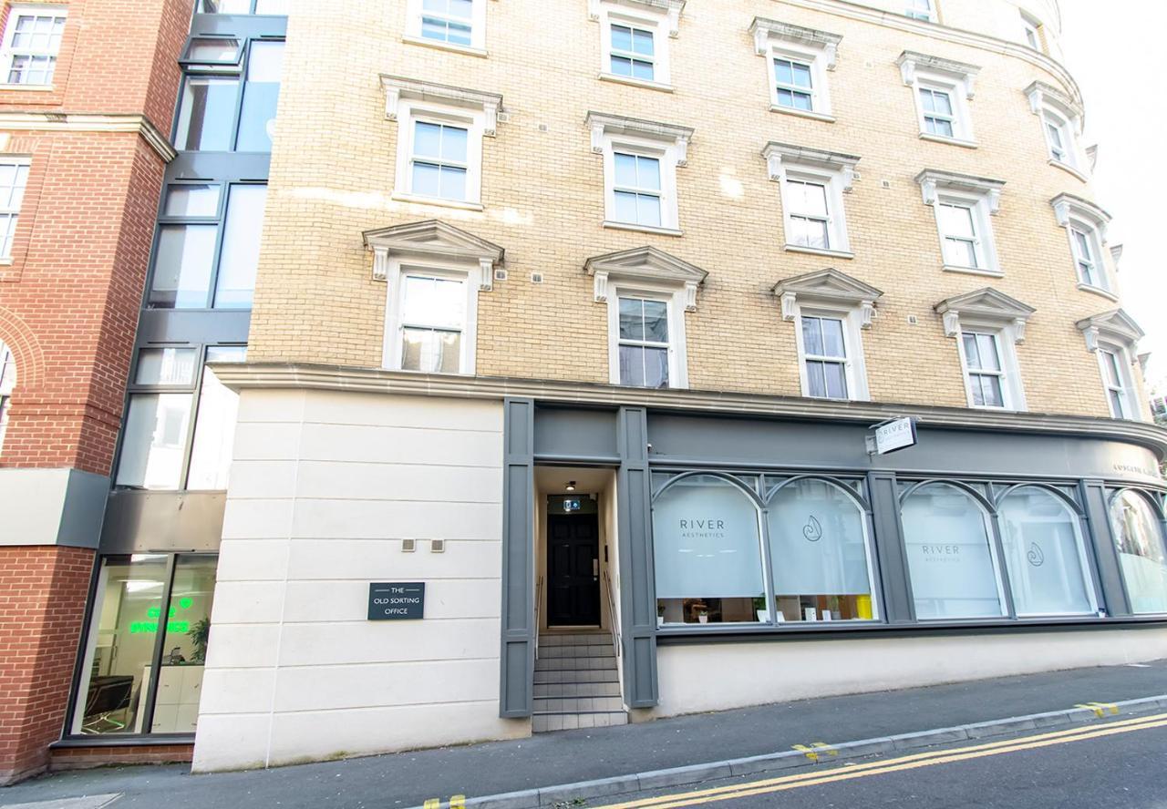 Modern 1 Bed Flat 2 Mins Walk From Restaurants Bars Clubs & Beach! Wow! Lägenhet Bournemouth Exteriör bild